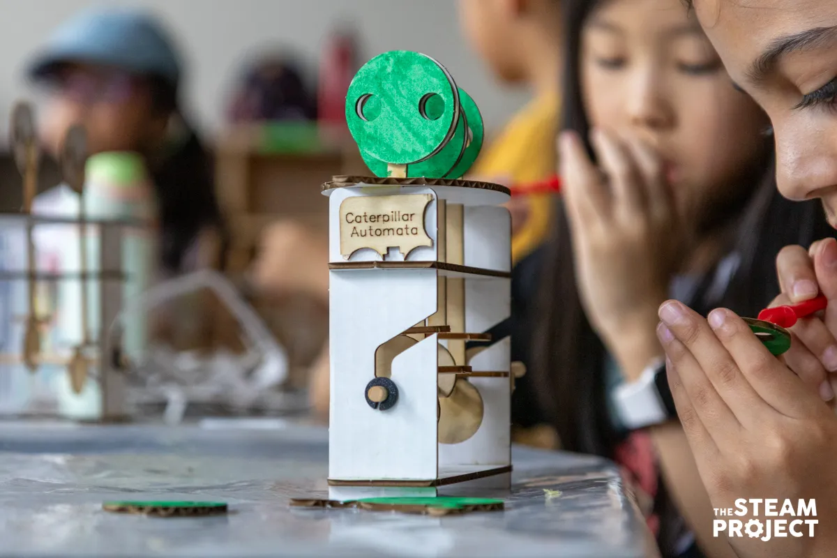 Caterpillar Automata (21)