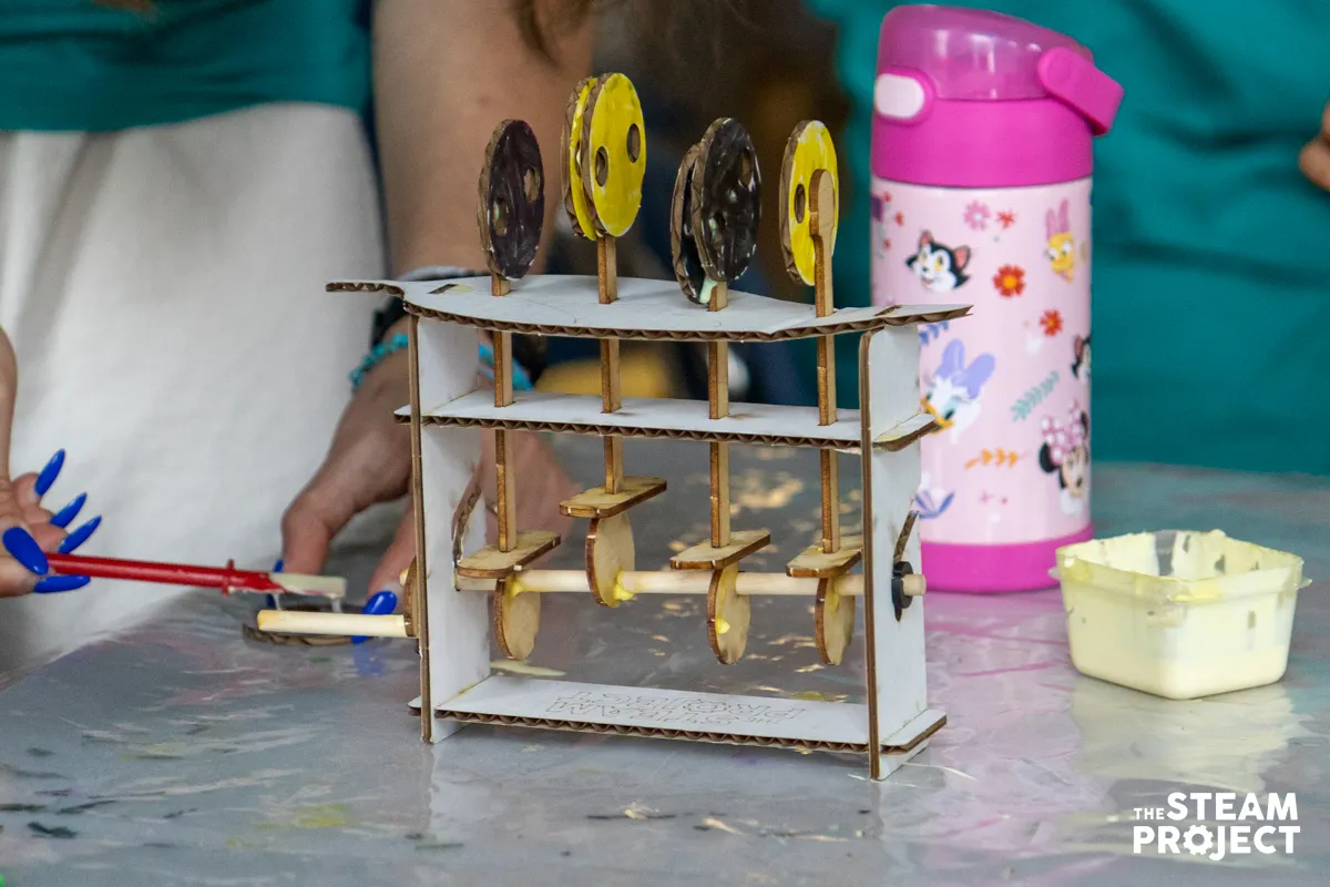 Caterpillar Automata (24)